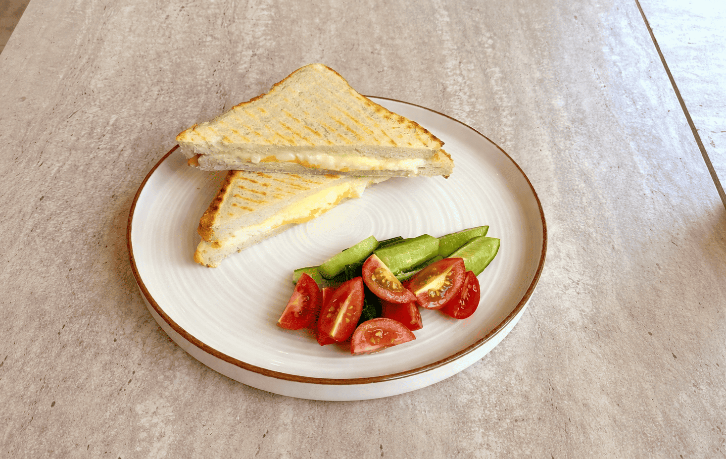EKŞİ MAYA TOST
